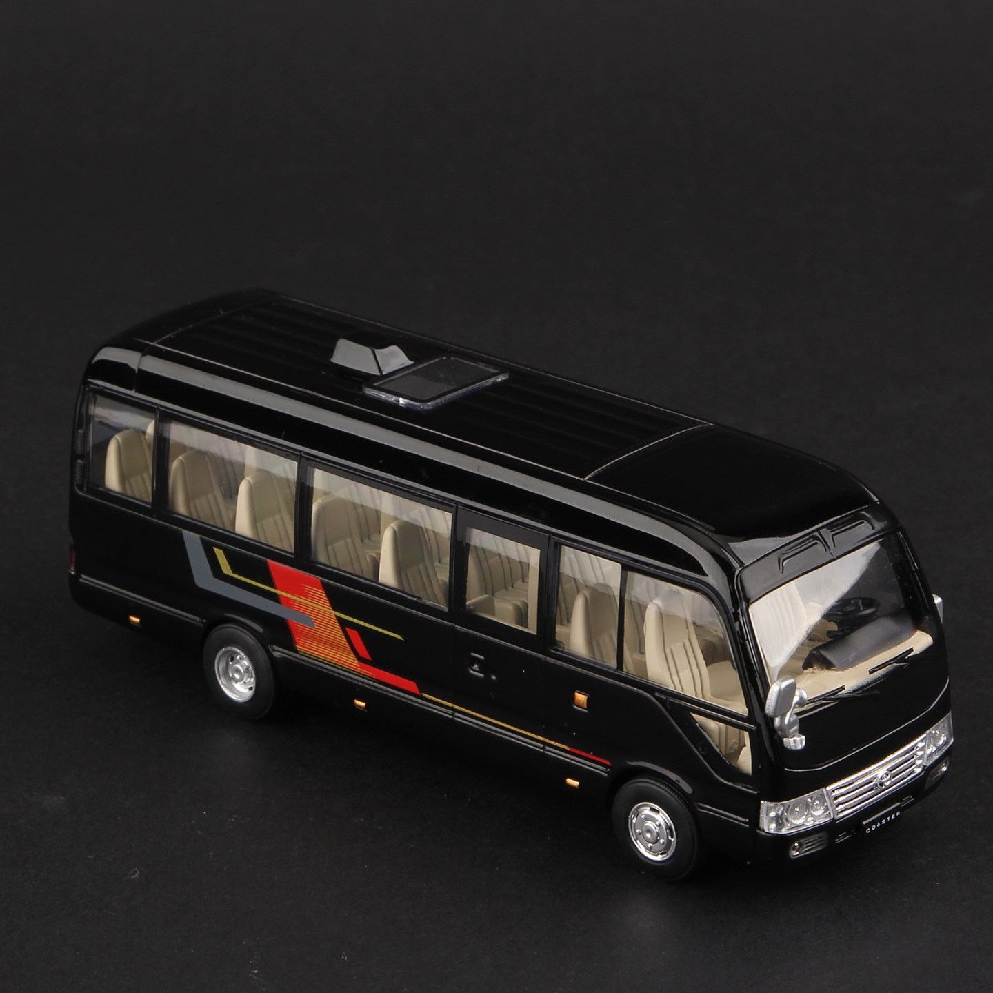 정교한 장인정신이 담긴 토요타 코스터 1:64 합금 다 - Die Cast Car 1 64 리뷰 및 가격